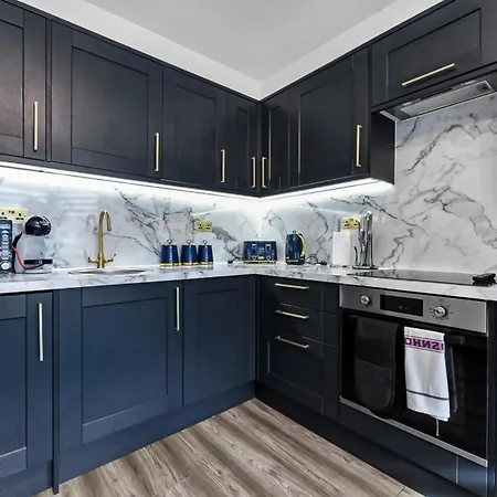 Stylish And Family Friendly 3 Bedroom Apartment London Exterior photo