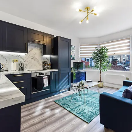 Stylish And Family Friendly 3 Bedroom Apartment London Exterior photo
